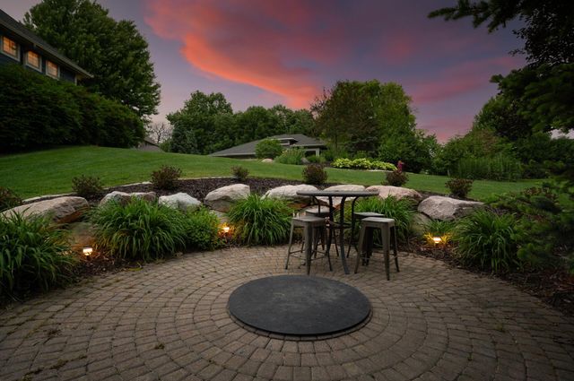 7320 Everest Lane N, Maple Grove, MN 55311