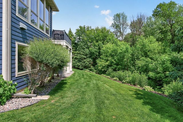 7320 Everest Lane N, Maple Grove, MN 55311