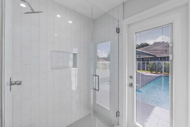 6000 NW 63 Place, Parkland, FL 33067