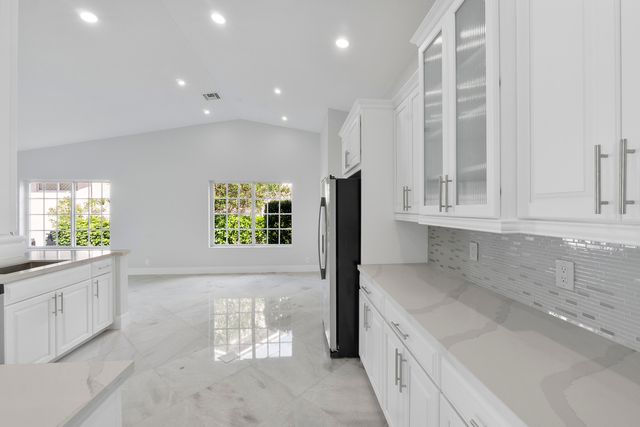6000 NW 63 Place, Parkland, FL 33067