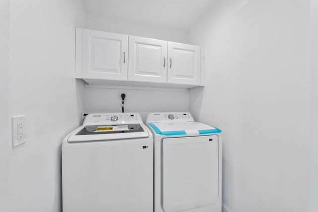 6000 NW 63 Place, Parkland, FL 33067