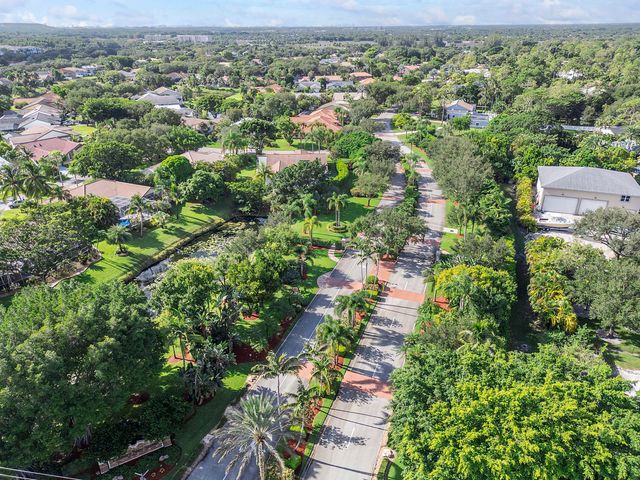 6000 NW 63 Place, Parkland, FL 33067