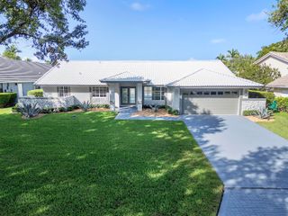 6000 NW 63 Place, Parkland, FL 33067