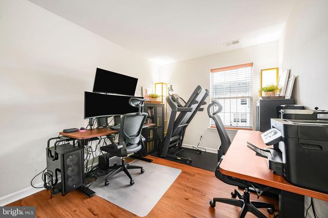 69 PEREGRINE WAY, Burlington, NJ 08016