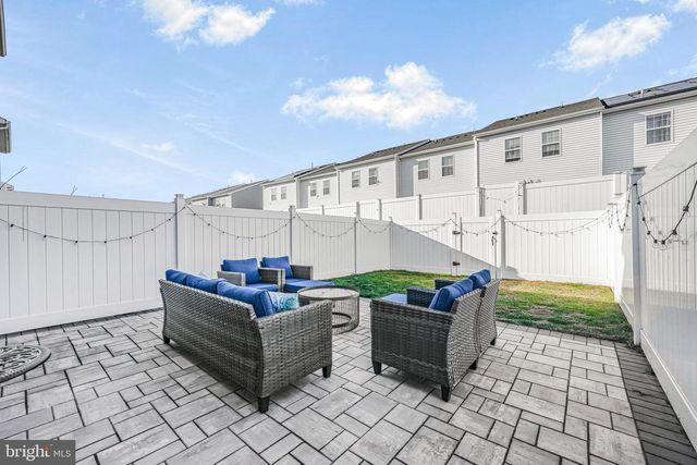 69 PEREGRINE WAY, Burlington, NJ 08016