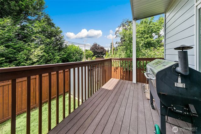 18014 81st Lane NE, Kenmore, WA 98028