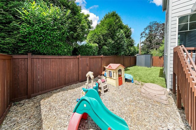 18014 81st Lane NE, Kenmore, WA 98028
