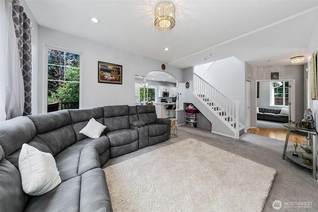 18014 81st Lane NE, Kenmore, WA 98028
