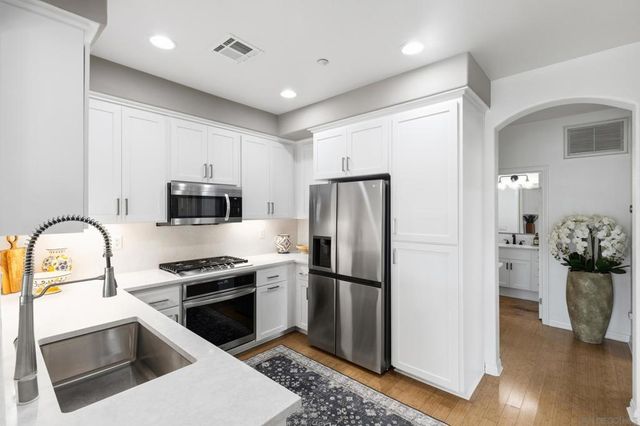 2702 Piantino Cir, San Diego, CA 92108