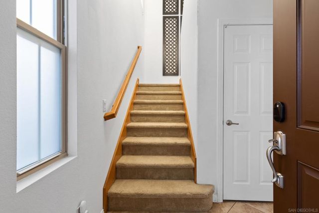 2702 Piantino Cir, San Diego, CA 92108