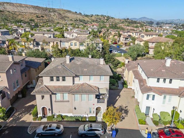 2702 Piantino Cir, San Diego, CA 92108