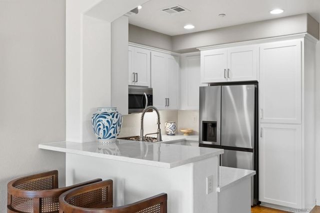 2702 Piantino Cir, San Diego, CA 92108