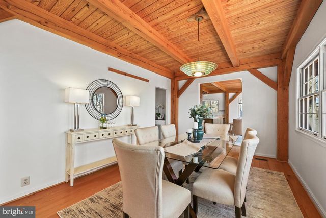 16633 WOODCHASE LN, Round Hill, VA 20141