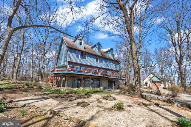 16633 WOODCHASE LN, Round Hill, VA 20141