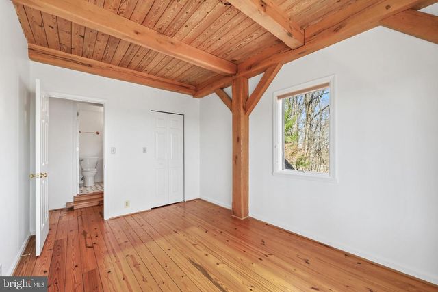 16633 WOODCHASE LN, Round Hill, VA 20141