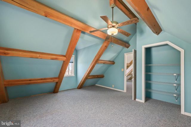 16633 WOODCHASE LN, Round Hill, VA 20141