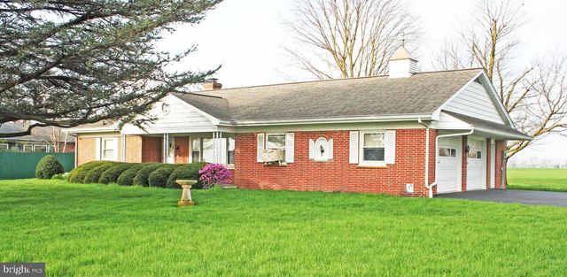 1422 LANCASTER RD, Manheim, PA 17545