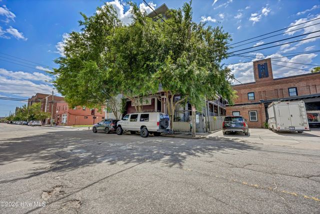 801 N 4th Street Apt 206, Wilmington, NC 28401