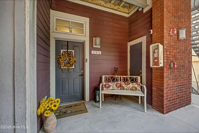 801 N 4th Street Apt 206, Wilmington, NC 28401
