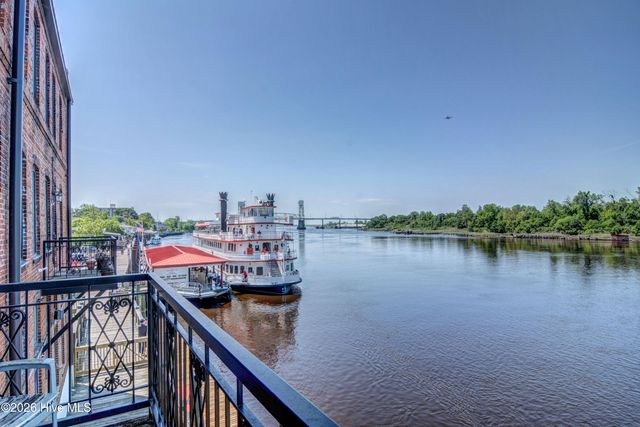 801 N 4th Street Apt 206, Wilmington, NC 28401