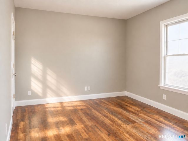 40 Osborne Avenue 2nd Floor, Norwalk, CT 06855