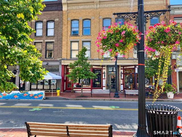 40 Osborne Avenue 2nd Floor, Norwalk, CT 06855