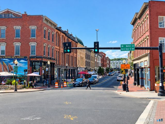 40 Osborne Avenue 2nd Floor, Norwalk, CT 06855