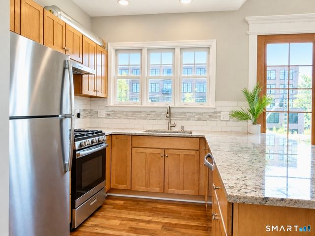 40 Osborne Avenue 2nd Floor, Norwalk, CT 06855