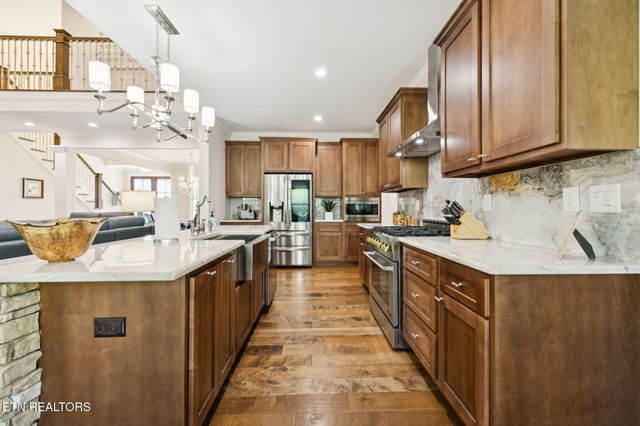 854 Kennesaw Lane, Lenoir City, TN 37771