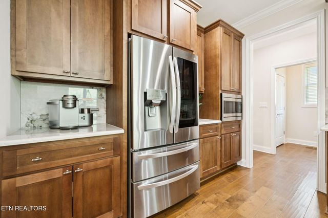 854 Kennesaw Lane, Lenoir City, TN 37771