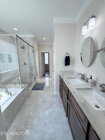 854 Kennesaw Lane, Lenoir City, TN 37771