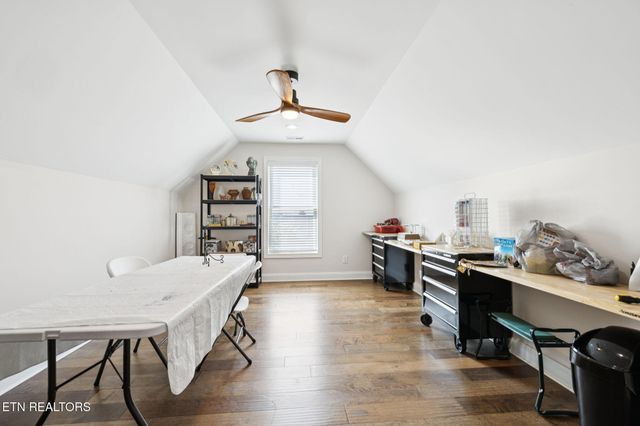 854 Kennesaw Lane, Lenoir City, TN 37771