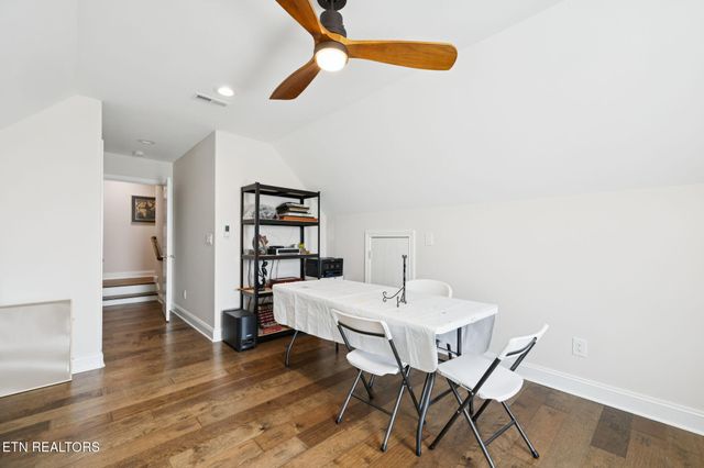 854 Kennesaw Lane, Lenoir City, TN 37771