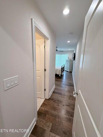 854 Kennesaw Lane, Lenoir City, TN 37771