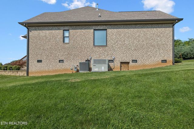 854 Kennesaw Lane, Lenoir City, TN 37771