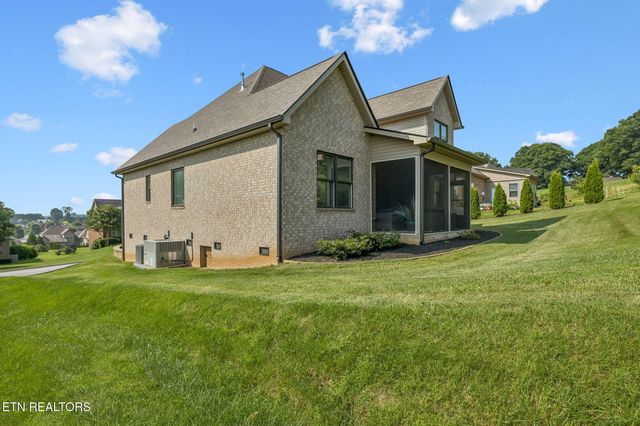 854 Kennesaw Lane, Lenoir City, TN 37771