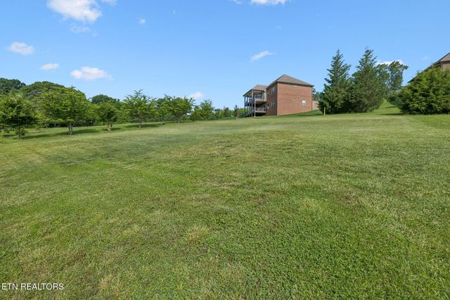 854 Kennesaw Lane, Lenoir City, TN 37771