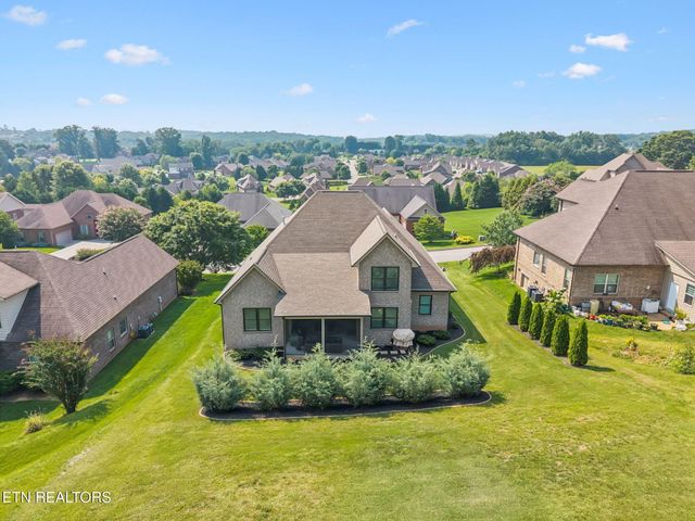 854 Kennesaw Lane, Lenoir City, TN 37771