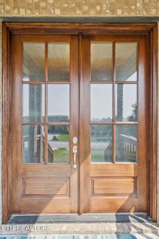 854 Kennesaw Lane, Lenoir City, TN 37771