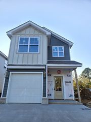 83 Charlotte Rd, Clarksville, TN 37040