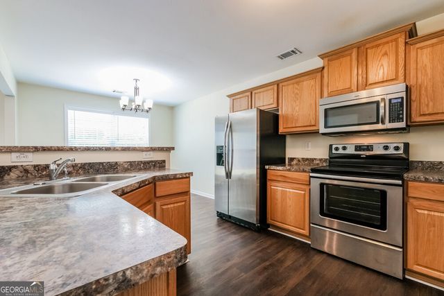 6795 White Walnut Way, Braselton, GA 30517