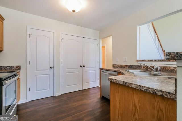 6795 White Walnut Way, Braselton, GA 30517