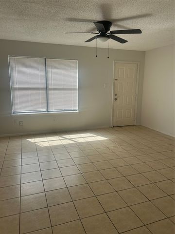 513 S Beverly Street, Crowley, TX 76036