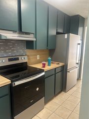 513 S Beverly Street, Crowley, TX 76036