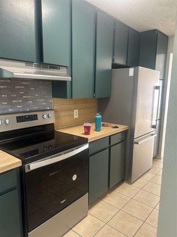 513 S Beverly Street, Crowley, TX 76036