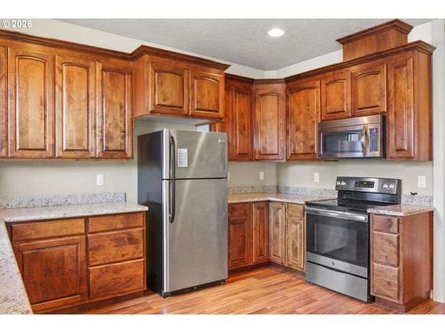 3571 Anchor Ct, Salem, OR 97305