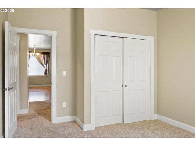 3571 Anchor Ct, Salem, OR 97305