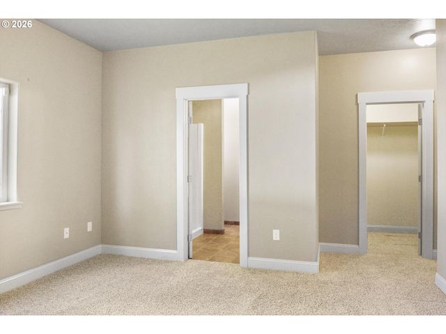 3571 Anchor Ct, Salem, OR 97305