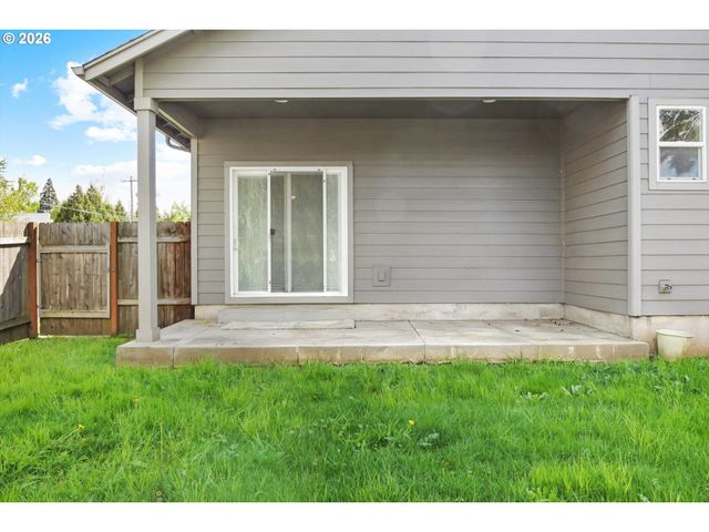 3571 Anchor Ct, Salem, OR 97305