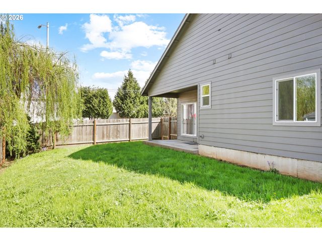 3571 Anchor Ct, Salem, OR 97305